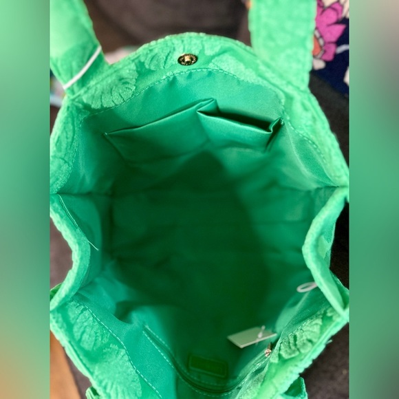 Beautiful Green 🌿 Terrycloth Urban Expressions Tote Bag💚 - Picture 4 of 5